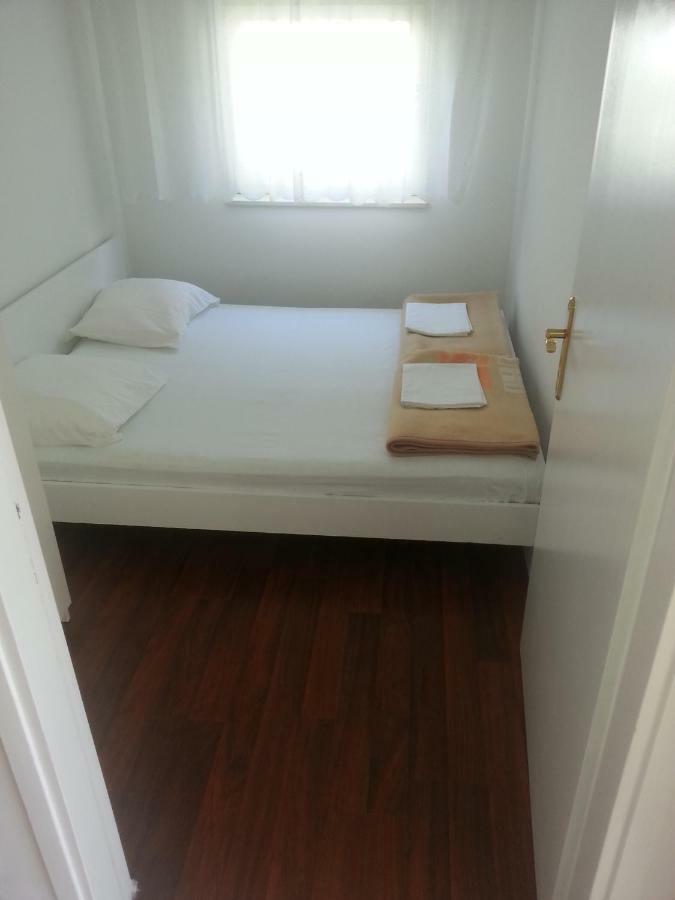 Ante Apartmani Crikvenica Exterior foto